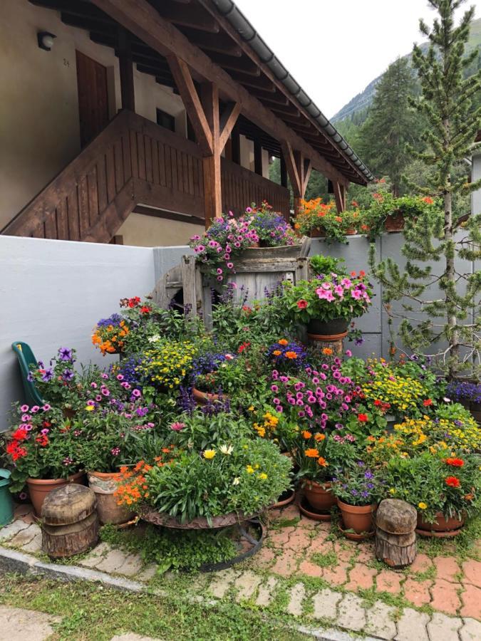 Residenz La Mora La Punt-Chamues-ch Exterior foto
